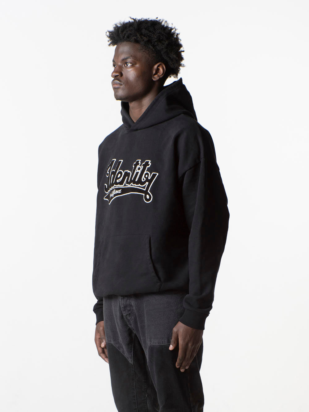 SIGNATURE HOODIE - BLACK