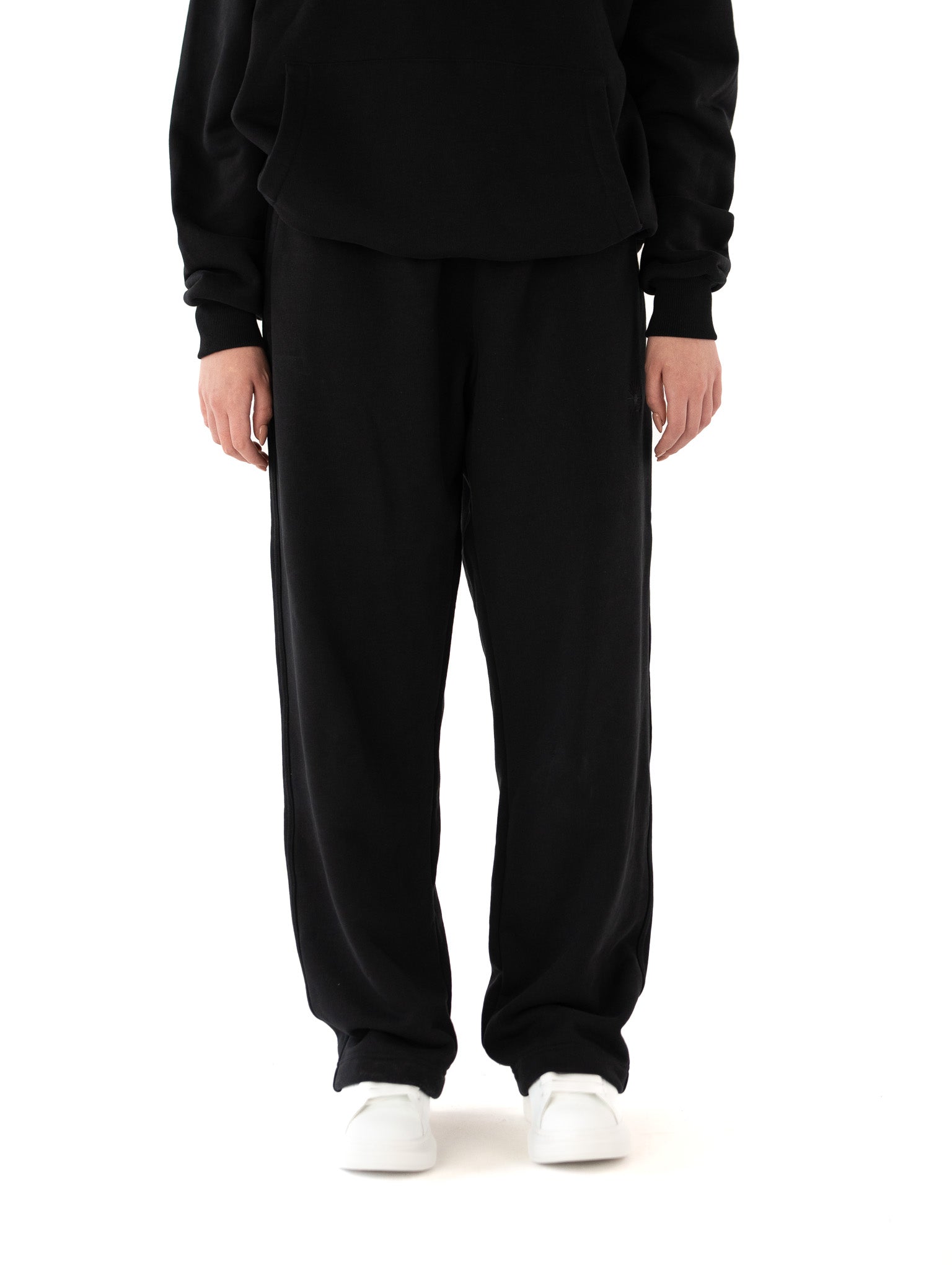 BASIC JOGGER - BLACK